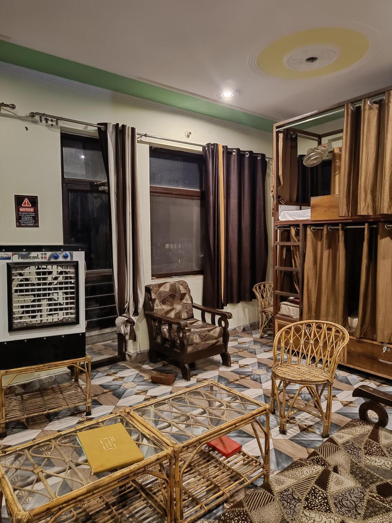 רישיקש Soul Hostel מראה חיצוני תמונה